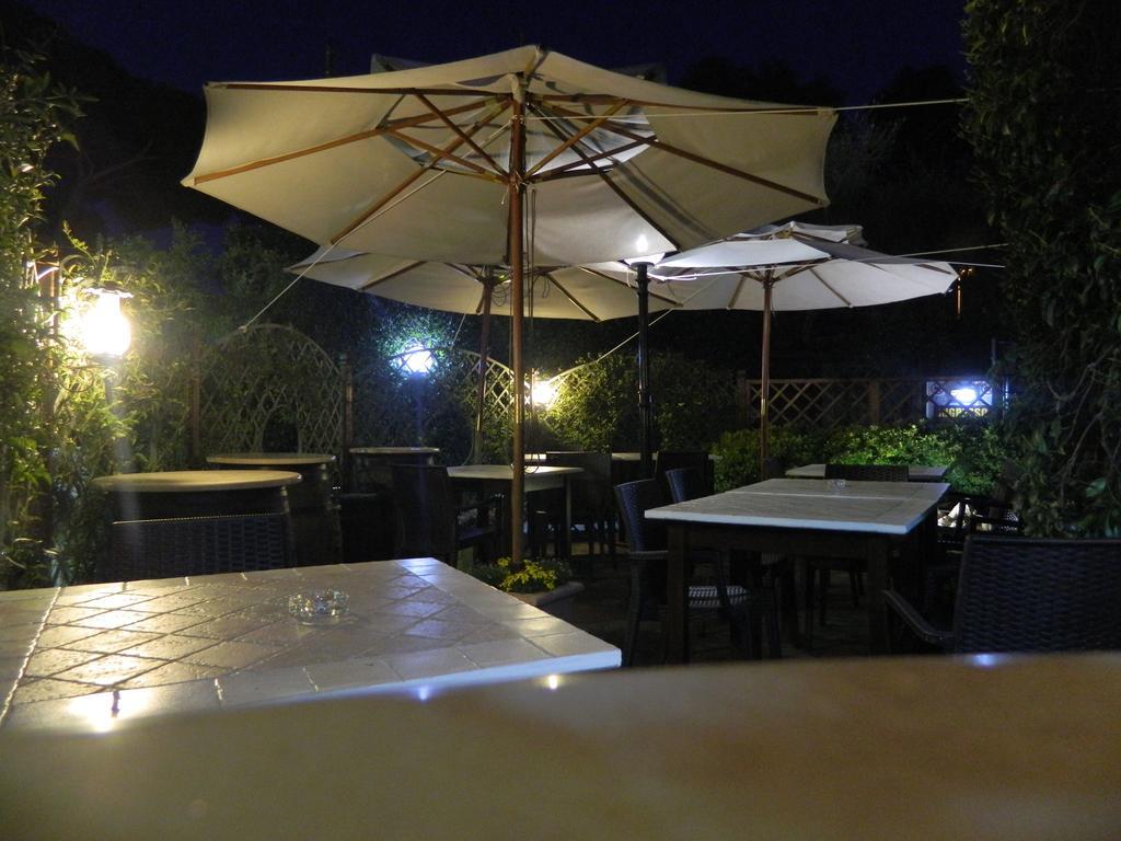 Country Apartments Castel di Decima Экстерьер фото
