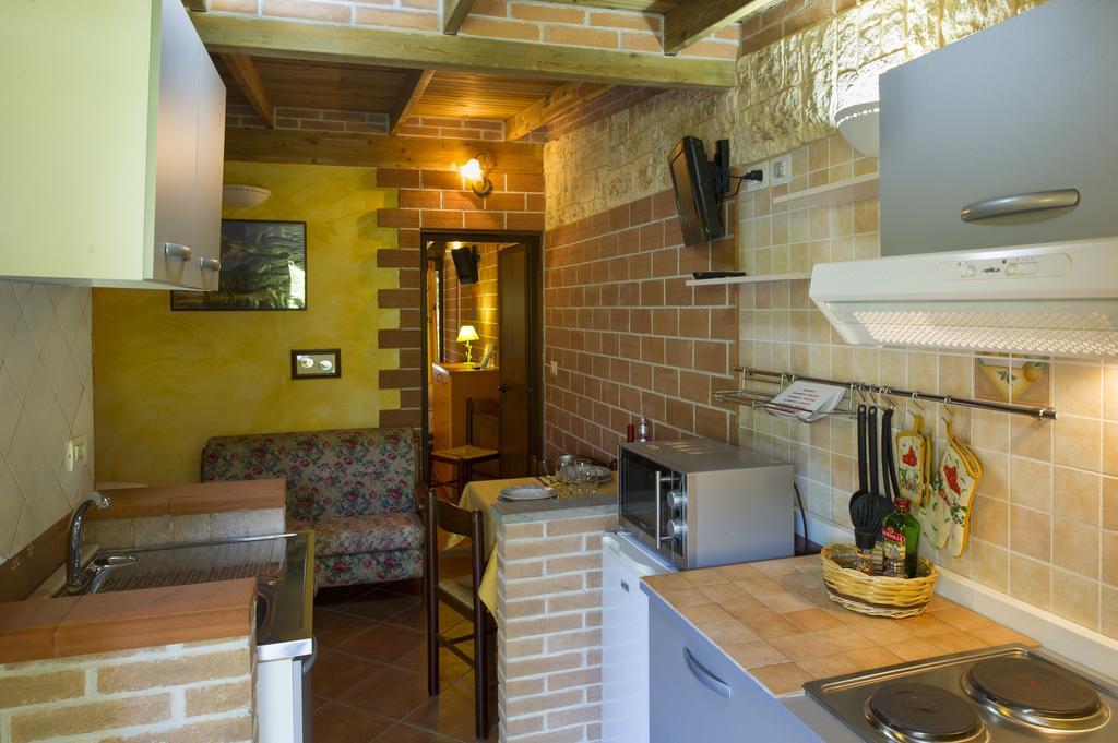 Country Apartments Castel di Decima Экстерьер фото